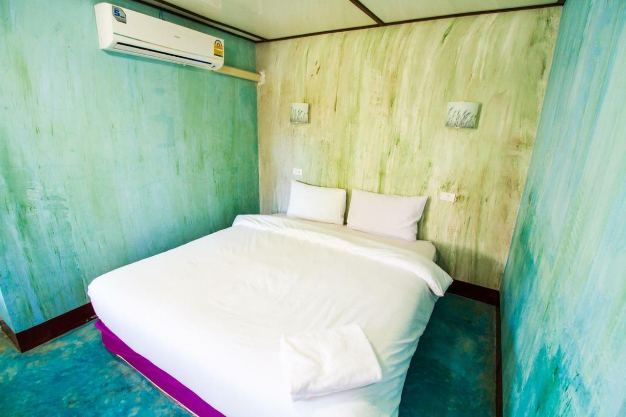 Oyo 354 Ton Hom Resort & Villa HHQ Exterior foto