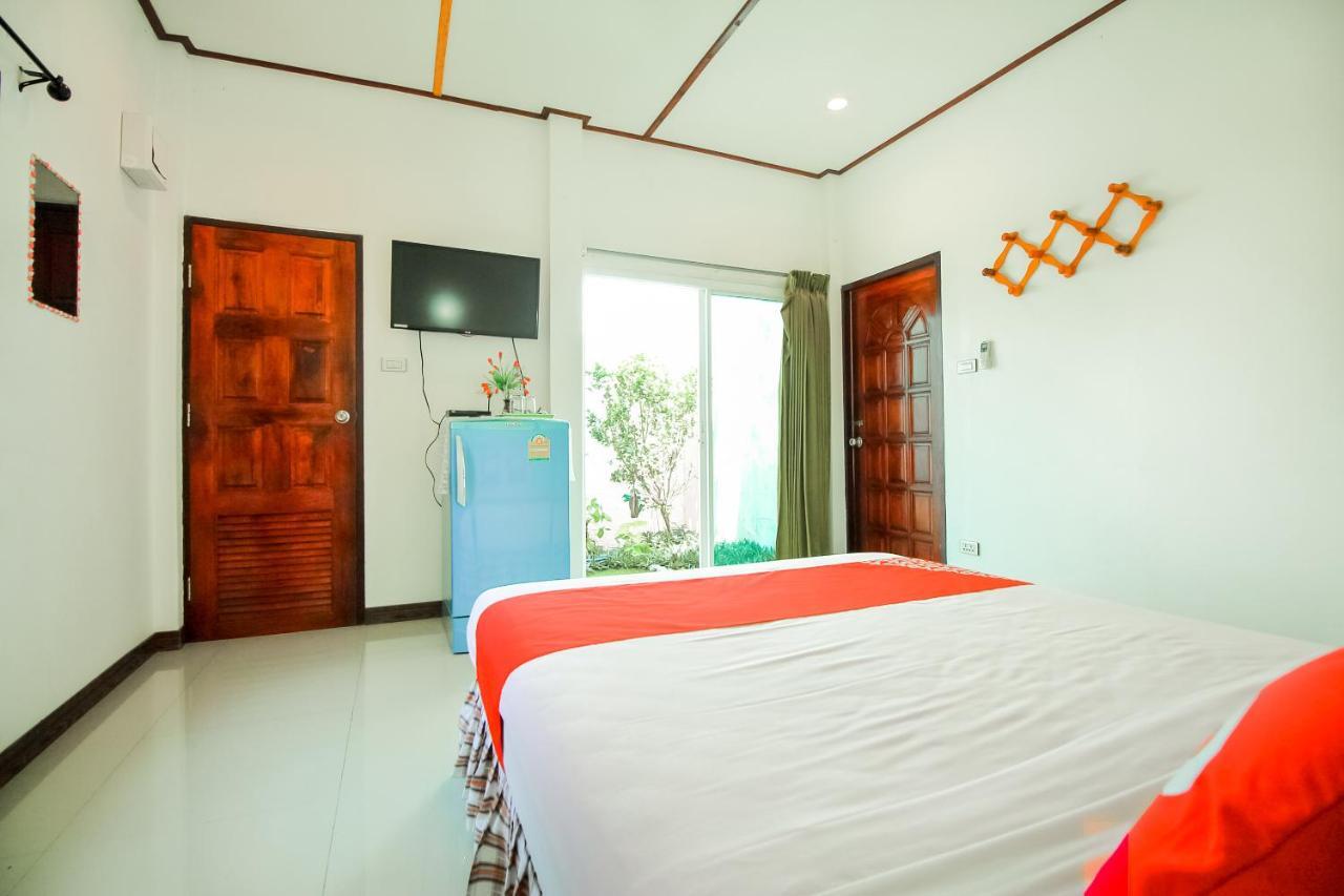 Oyo 354 Ton Hom Resort & Villa HHQ Exterior foto